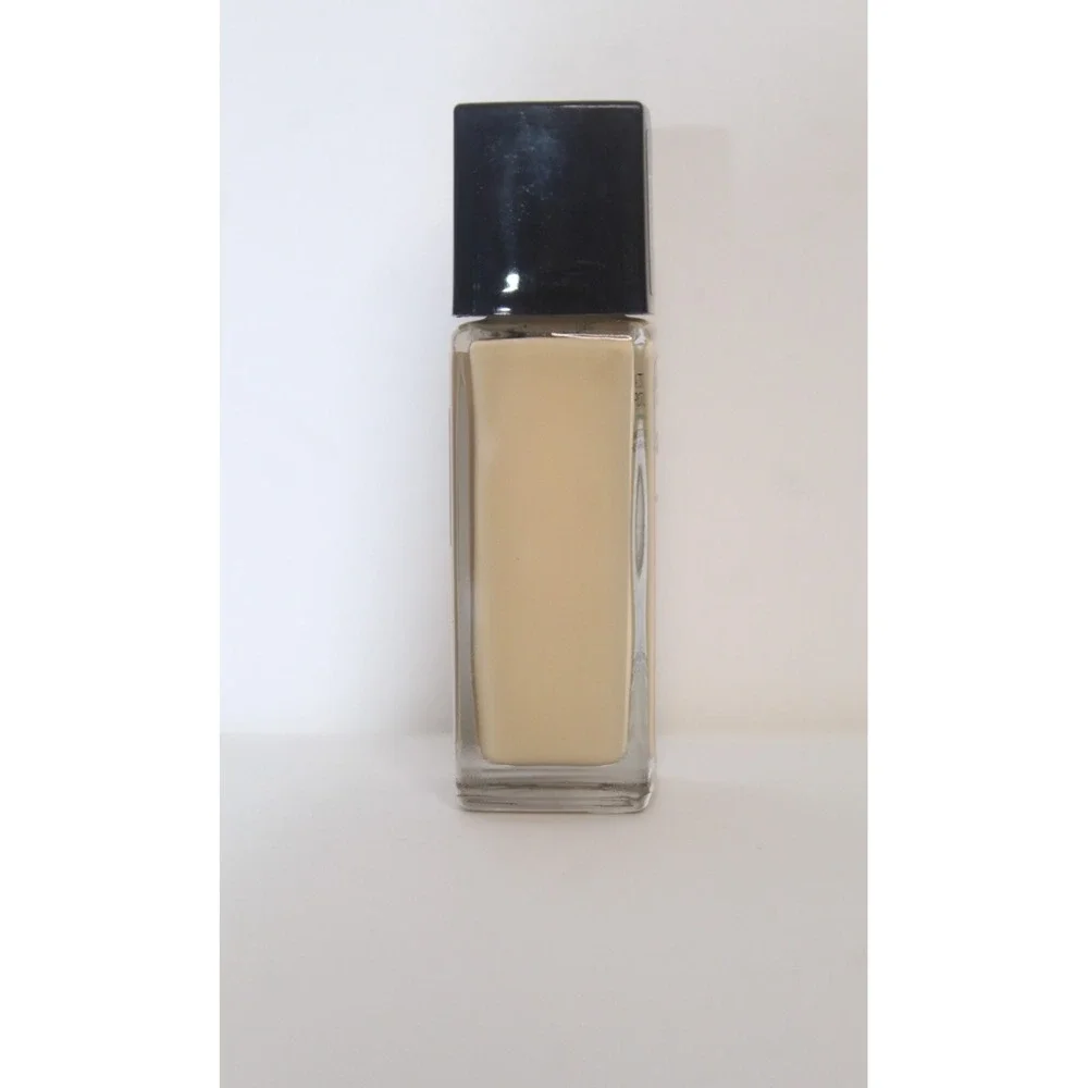Maybelline Fit Me Matte & Poreless Liquid Foundation Makeup - 102 Fair Porcelain